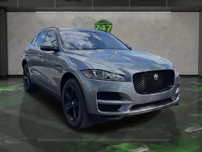Jaguar F-Pace 25T Premium - Thumbnail 8