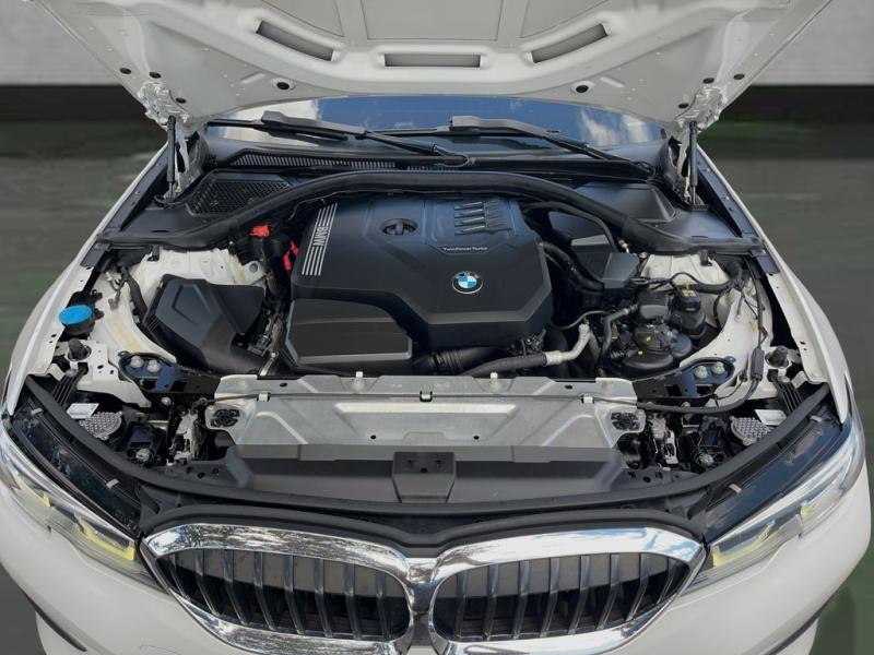 Bmw 3 Series 330I - View 1