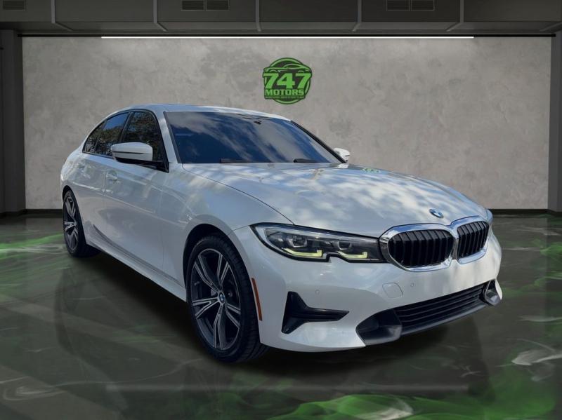 Bmw 3 Series 330I - Thumbnail 8