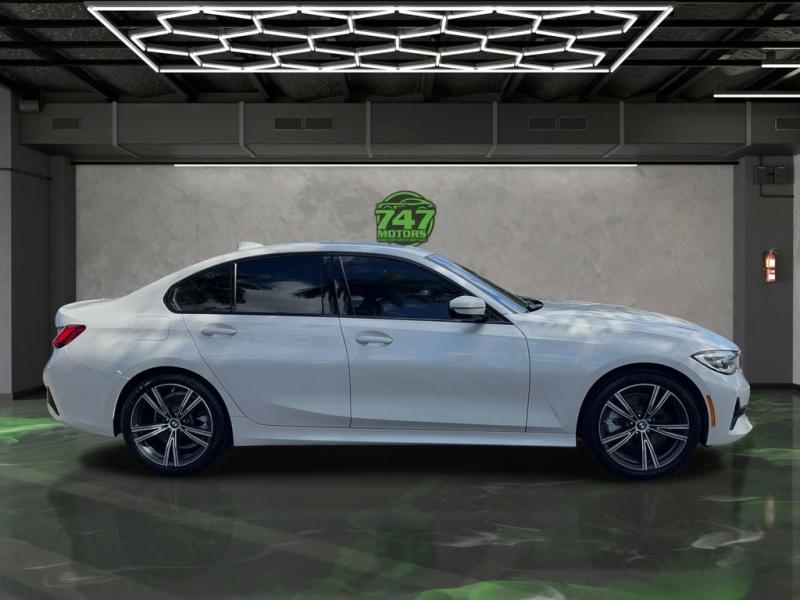 Bmw 3 Series 330I - Thumbnail 7