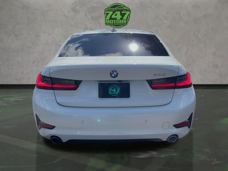 Bmw 3 Series 330I - Thumbnail 5