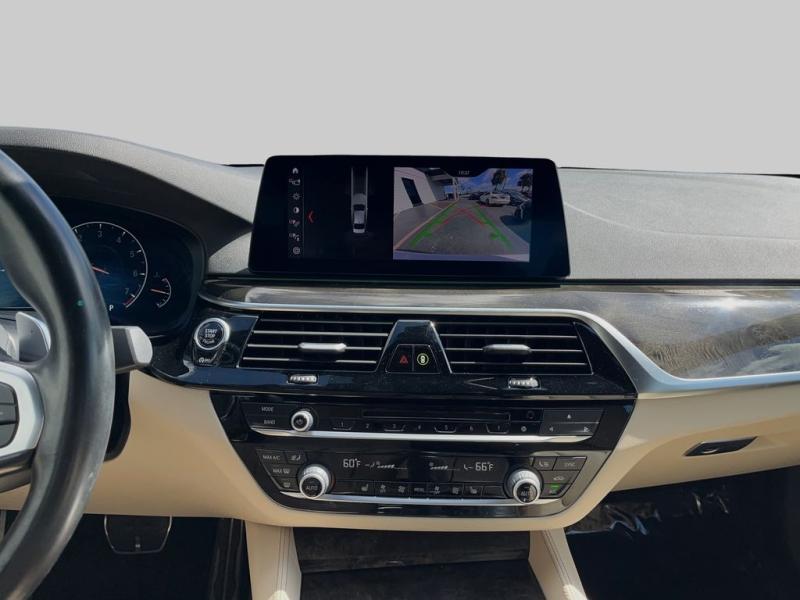 Bmw 5 Series 530I Xdrive - Thumbnail 16