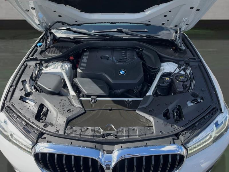 Bmw 5 Series 530I Xdrive - View 1