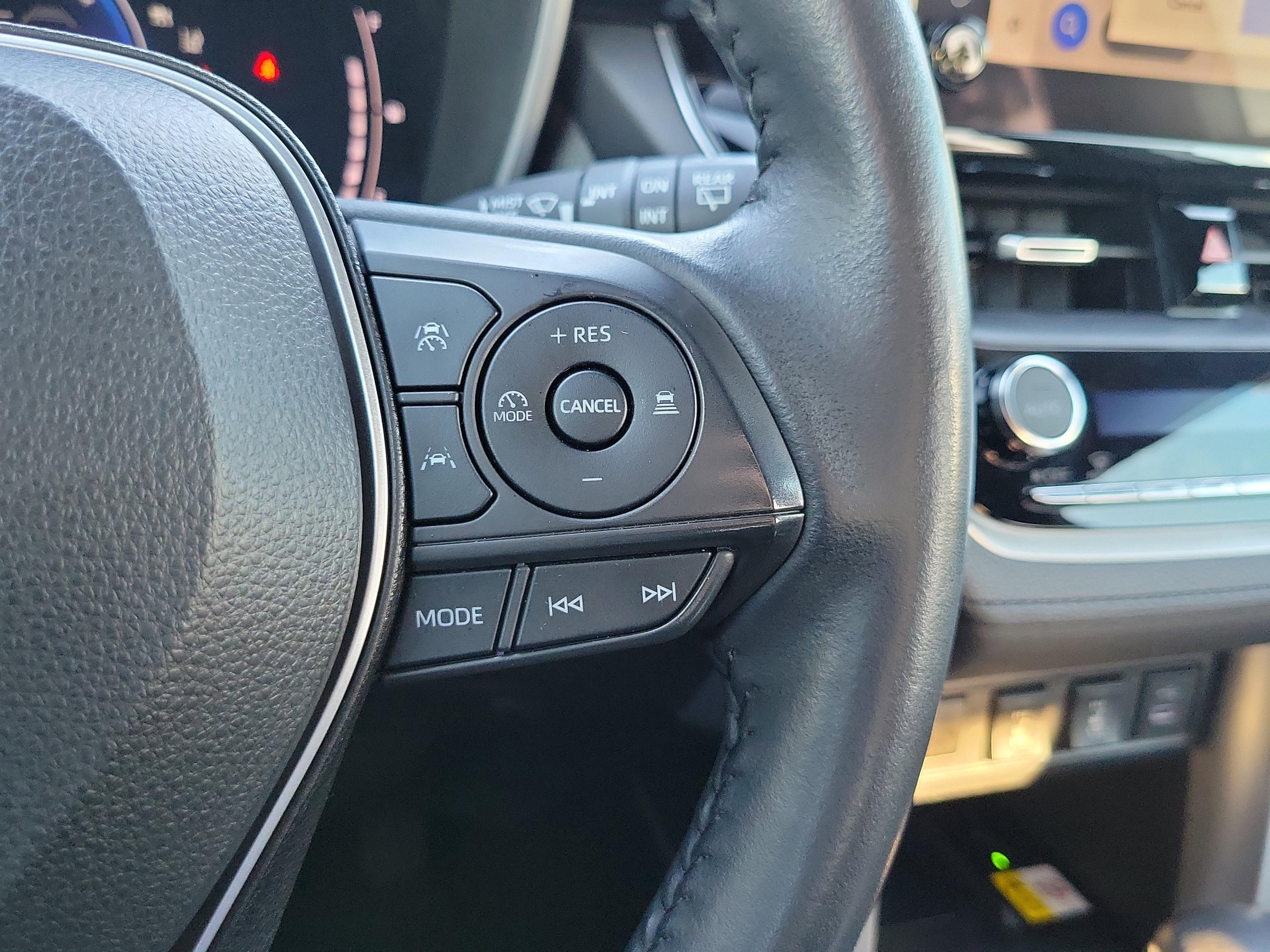 Toyota Corolla Cross Hybrid Xse Awd - Thumbnail 20