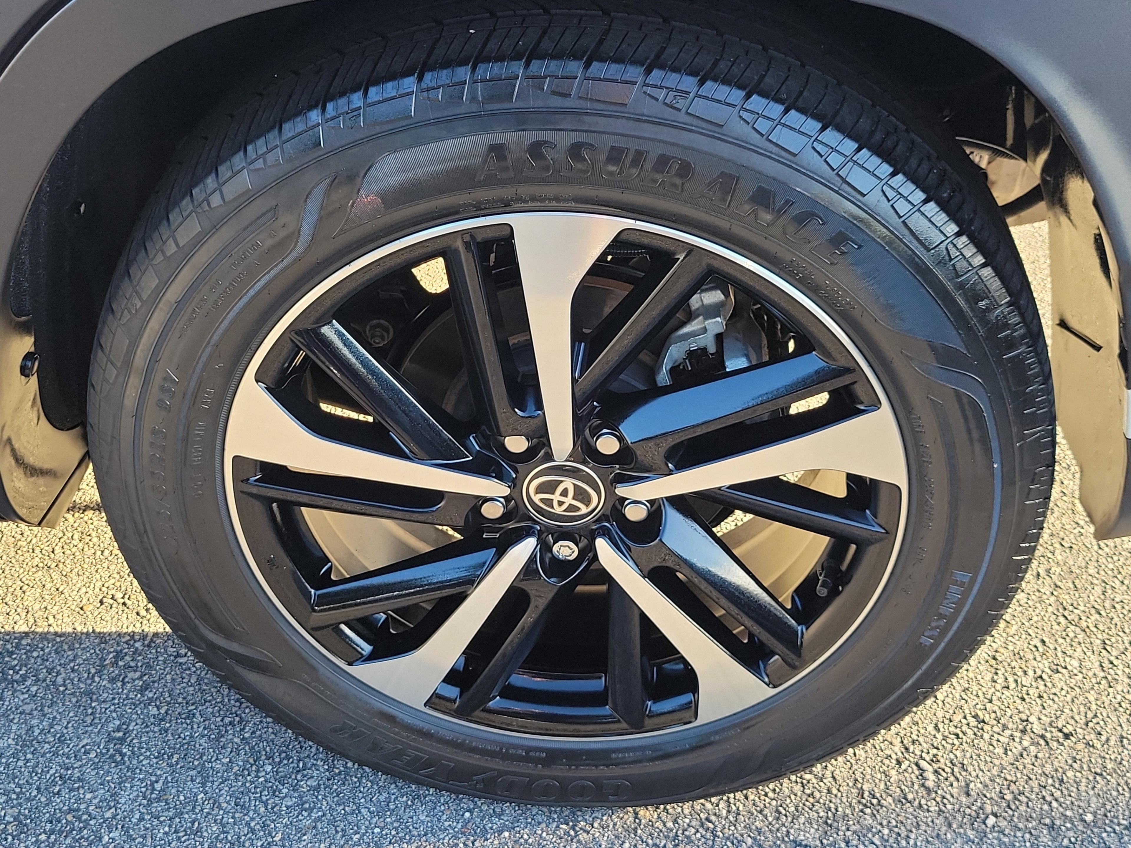 Toyota Corolla Cross Hybrid Xse Awd - Thumbnail 10