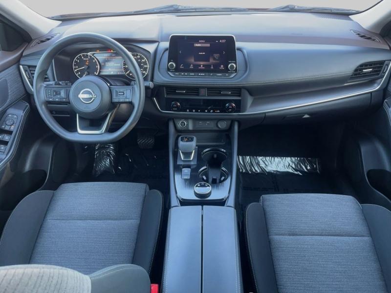 Nissan Rogue Sv - Thumbnail 17