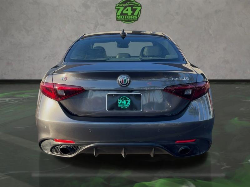 Alfa Romeo Giulia Veloce - Thumbnail 5