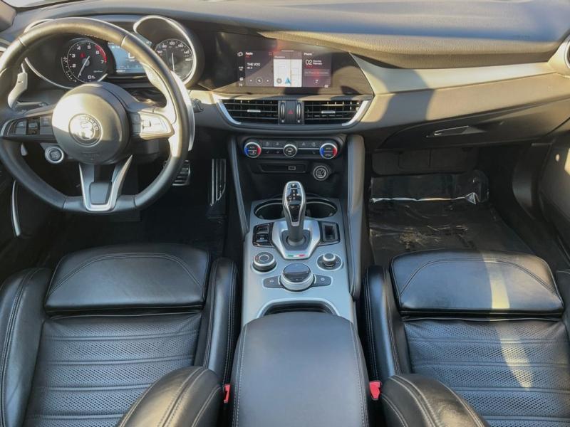 Alfa Romeo Giulia Veloce - Thumbnail 17