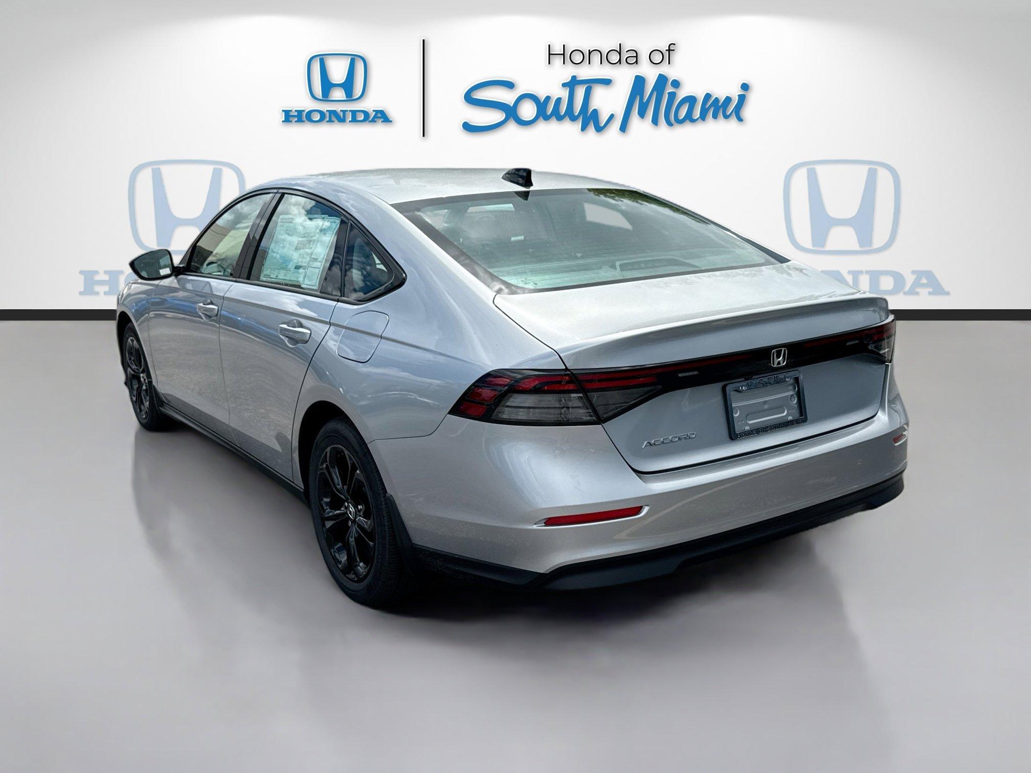 Honda Accord Sedan Se Fwd - Thumbnail 5