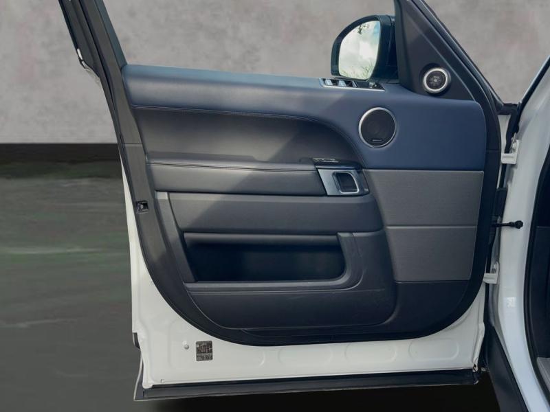 Land Rover Range Rover Sport Supercharged - Thumbnail 10