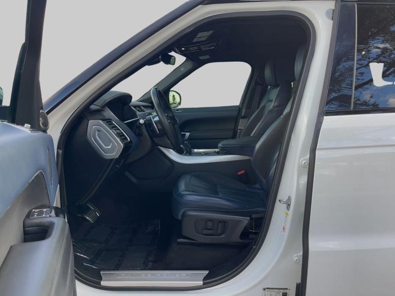 Land Rover Range Rover Sport Supercharged - Thumbnail 11