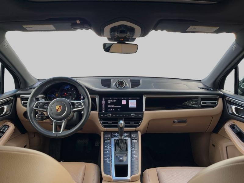 Porsche Macan Base - Thumbnail 15