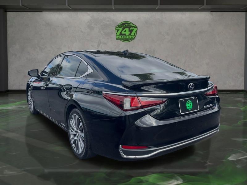 Lexus Es - Thumbnail 4