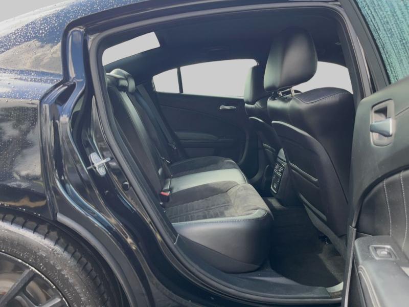 Dodge Charger R/T Scat Pack - Thumbnail 13