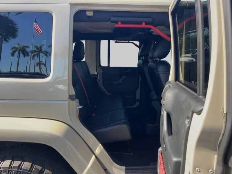 Jeep Wrangler Unlimited Rubicon Recon - Thumbnail 13