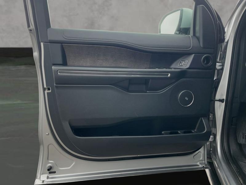 Ford Expedition Max Limited - Thumbnail 10