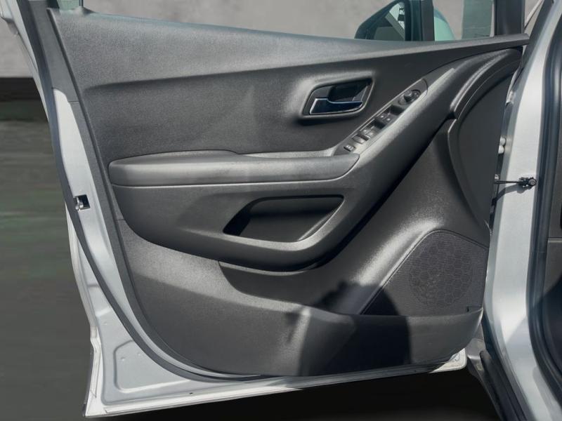 Chevrolet Trax Ls - Thumbnail 10