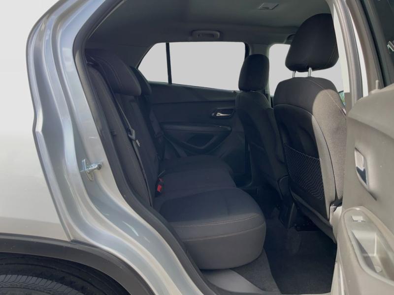 Chevrolet Trax Ls - Thumbnail 13