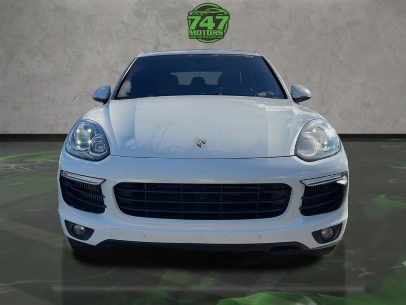 Porsche Cayenne S - Thumbnail 9