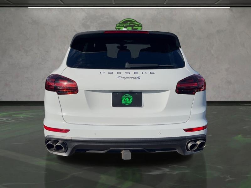 Porsche Cayenne S - Thumbnail 5