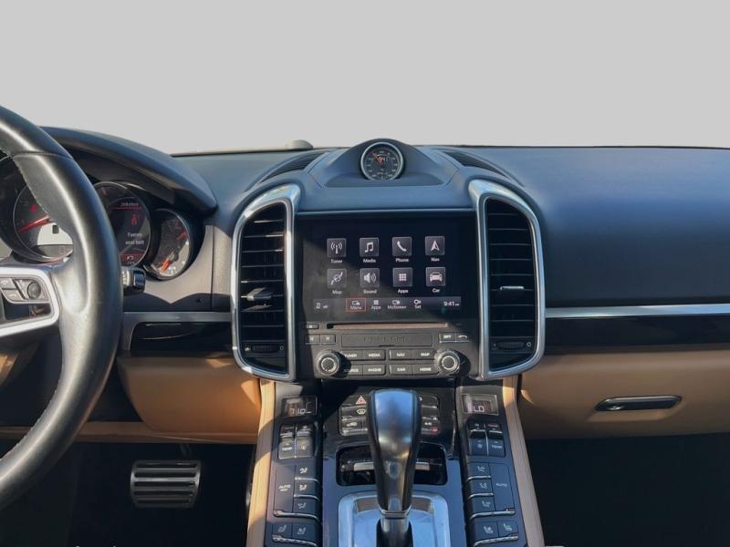 Porsche Cayenne S - Thumbnail 16
