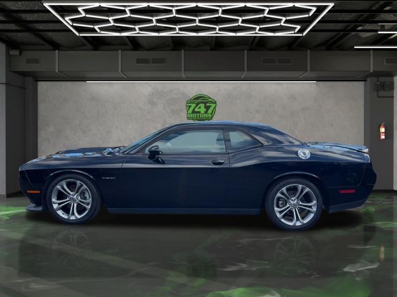 Dodge Challenger R/T - Thumbnail 3