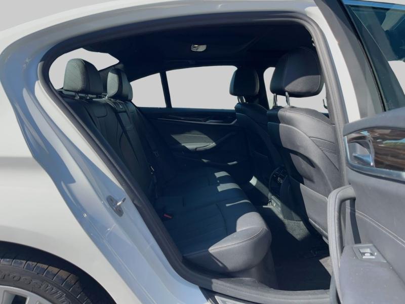 Bmw 5 Series 530I Xdrive - Thumbnail 13