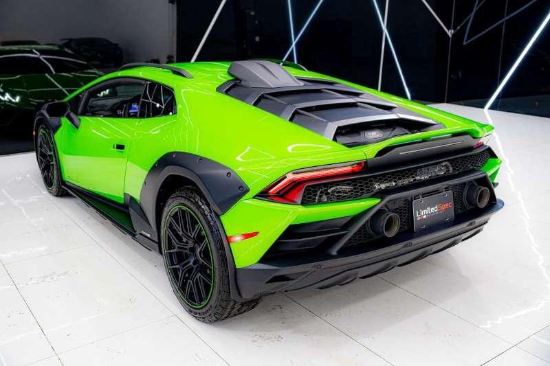 Lamborghini Huracan Sterrato For Sale Near Miami - Thumbnail 5