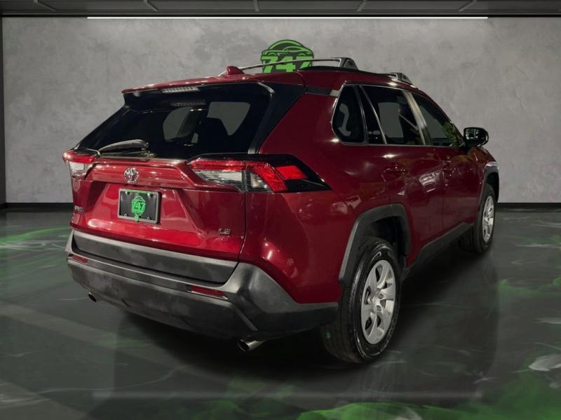 Toyota Rav4 Le - Thumbnail 6