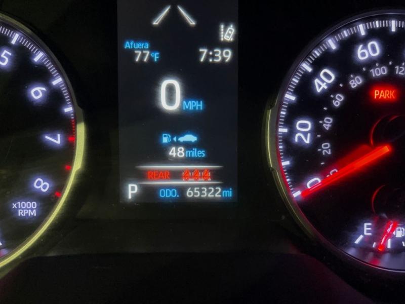 Toyota Rav4 Le - Thumbnail 19