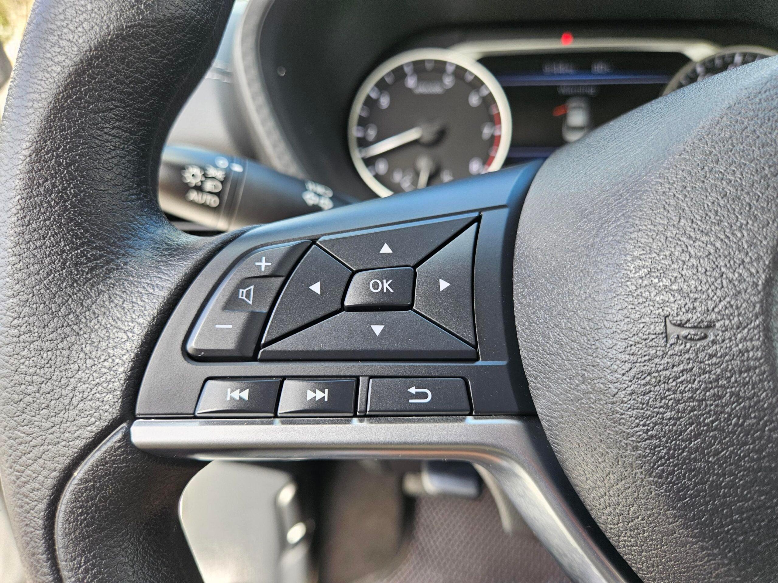 Nissan Sentra Sv - Thumbnail 19