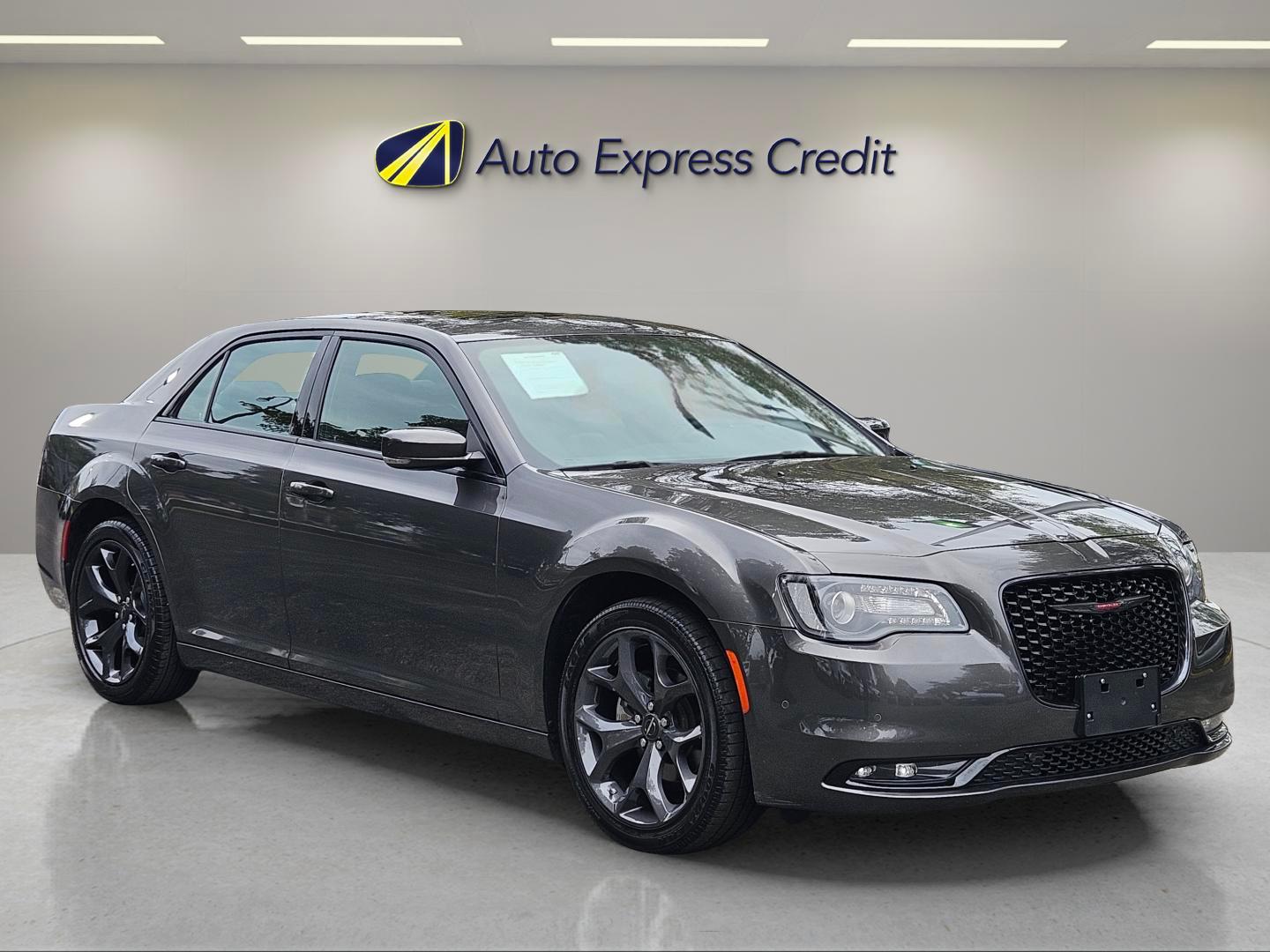 Chrysler 300 300S - Thumbnail 3