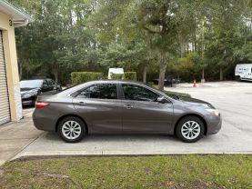 Toyota Camry - Thumbnail 9