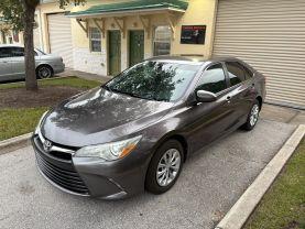 Toyota Camry - Thumbnail 2