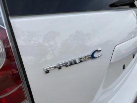 Toyota Prius C - Thumbnail 11