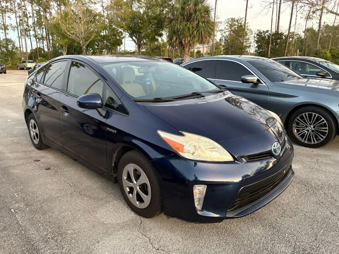 Toyota Prius - Thumbnail 12