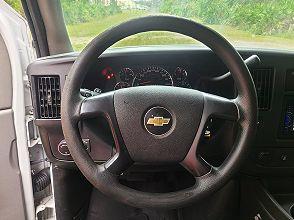 Chevrolet G1500 Vans Express - View 1