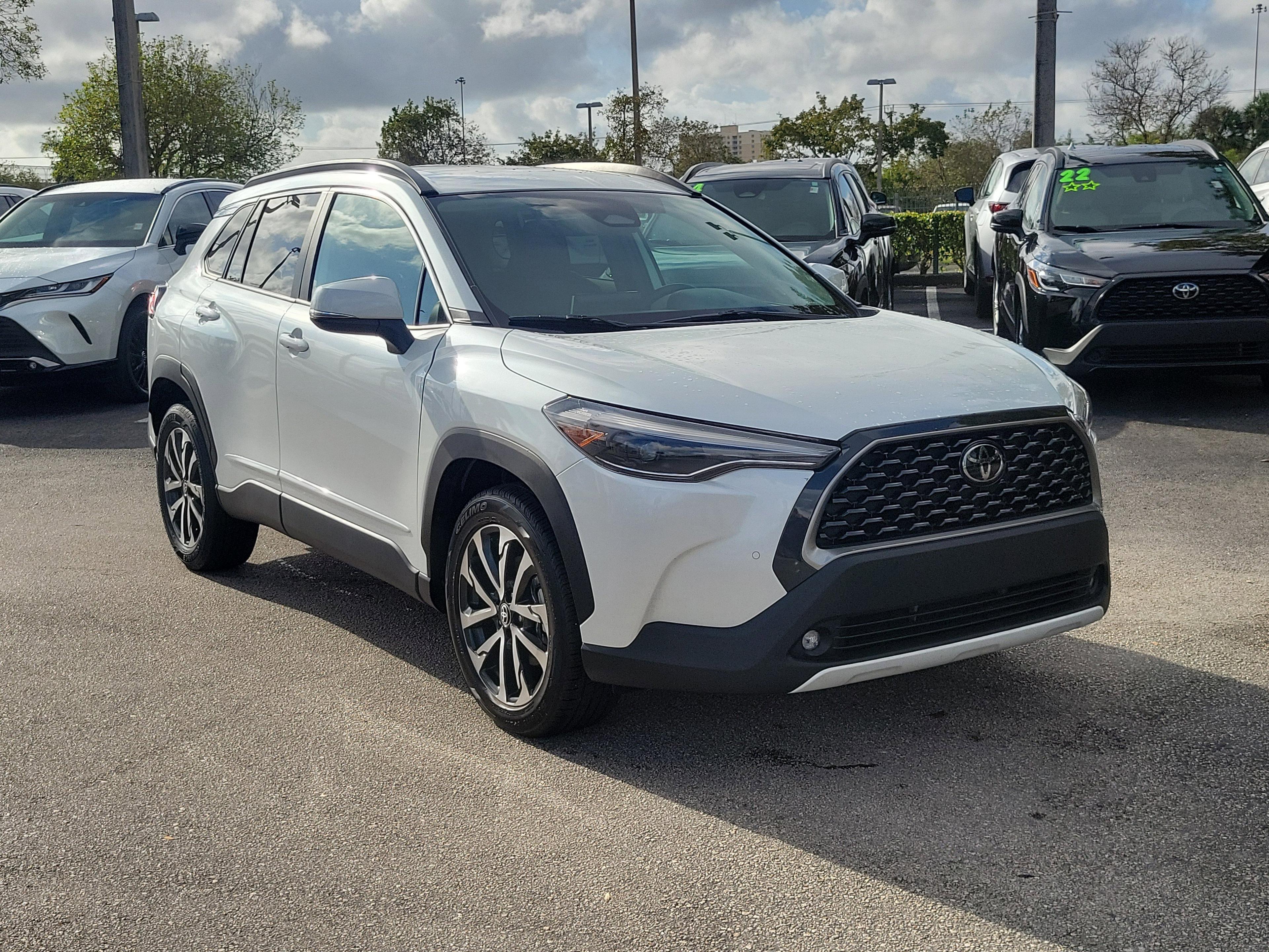 Toyota Corolla Cross Xle Fwd - Thumbnail 4