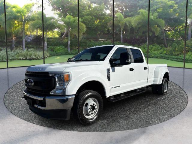 FORD F350 SUPER DUTY CREW CAB - View 1