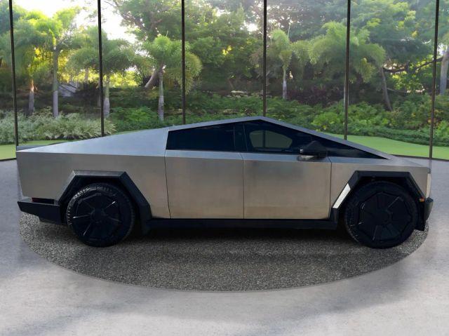 TESLA CYBERTRUCK - Thumbnail 4