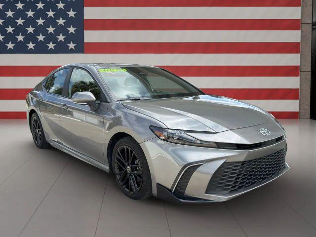 TOYOTA CAMRY - Thumbnail 3