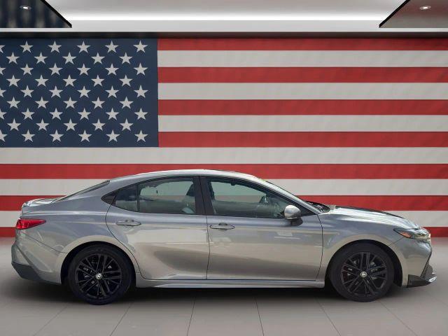 TOYOTA CAMRY - Thumbnail 4