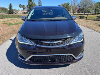 Chrysler Pacifica - Thumbnail 13