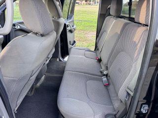 Nissan Frontier Crew Cab - Thumbnail 20