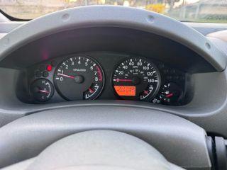 Nissan Frontier Crew Cab - Thumbnail 3