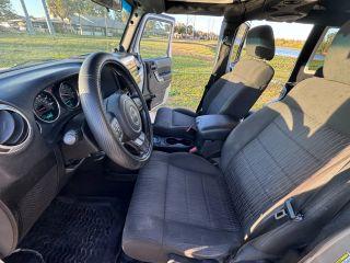 Jeep Wrangler - Thumbnail 18