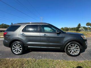 Ford Explorer - Thumbnail 10