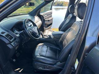 Ford Explorer - Thumbnail 18