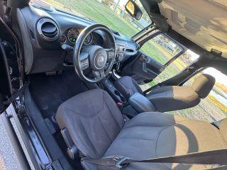 Jeep Wrangler - Thumbnail 17