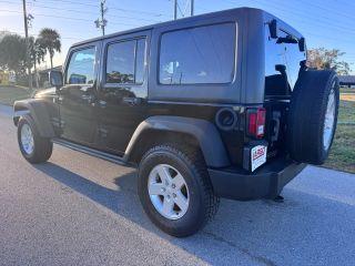 Jeep Wrangler - Thumbnail 11